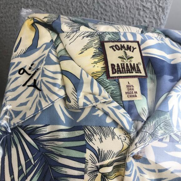 Tommy Bahama Hawaiian Button Up Shirt Adult Large 100% silk - Picture 8 of 8